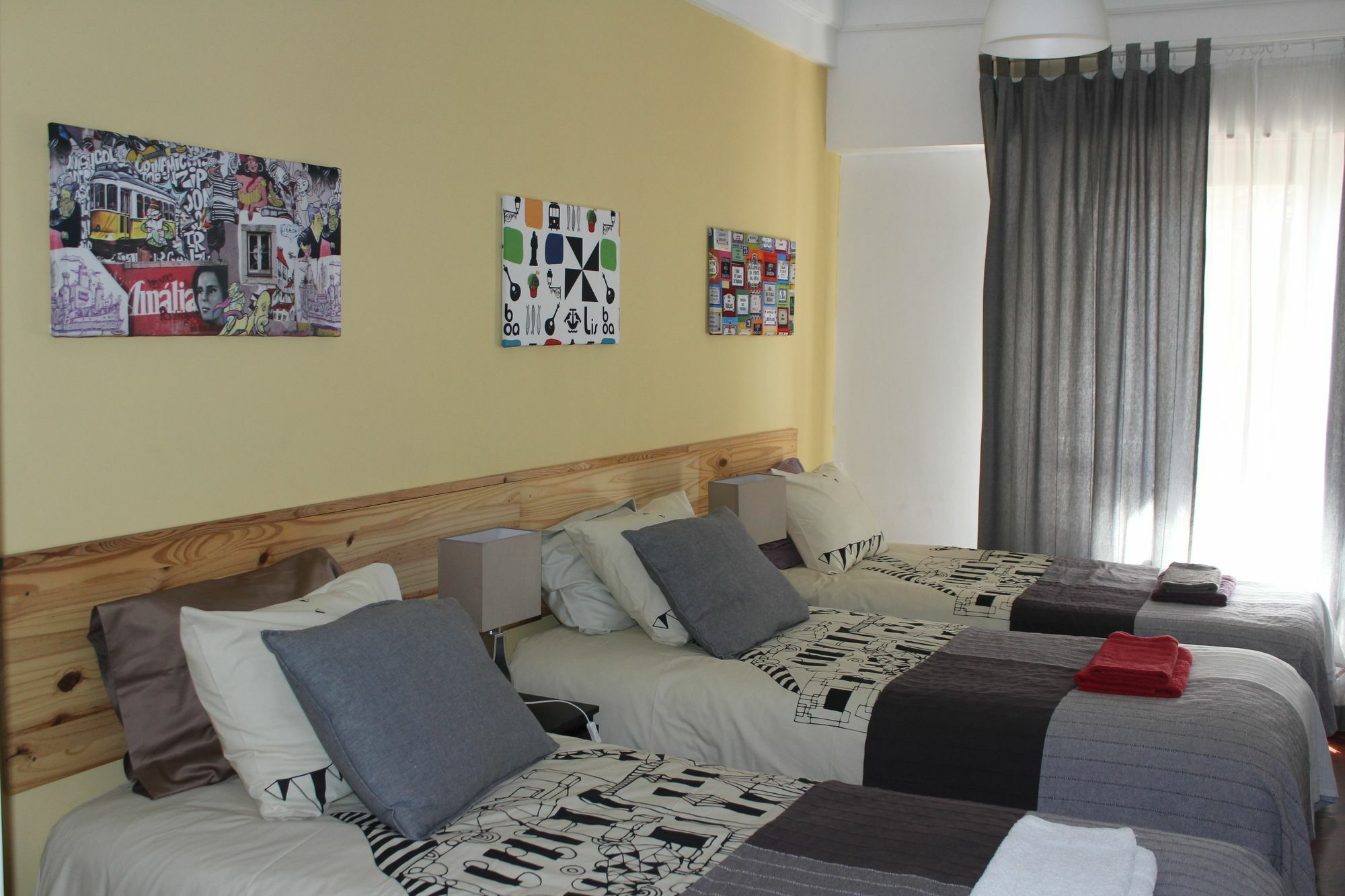 Tripgeo Guesthouse Lisbon Luaran gambar