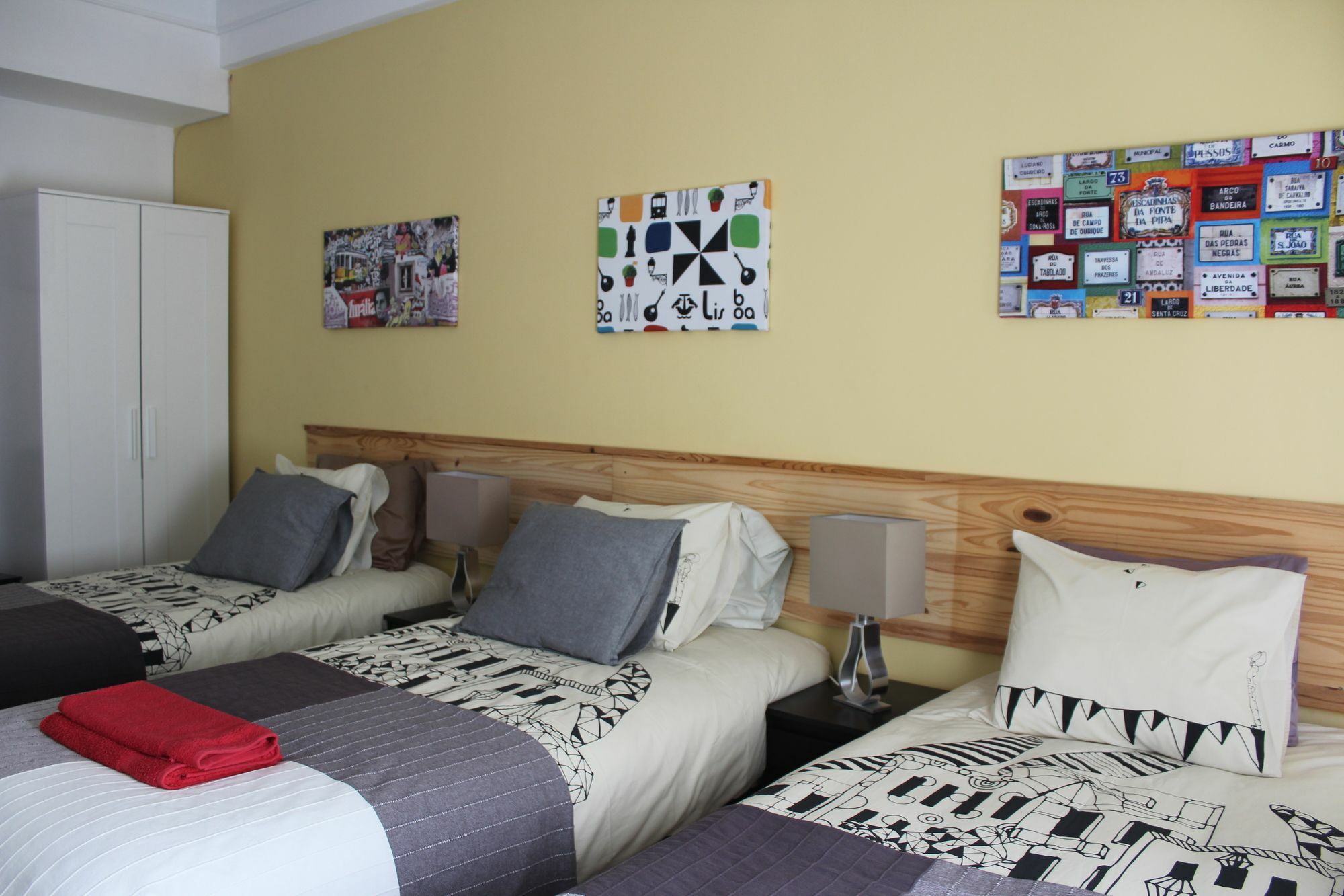 Tripgeo Guesthouse Lisbon Luaran gambar